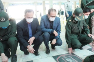 مراسم عطرافشانی و غبارروبی مزار شهدا به مناسبت هفته دفاع مقدس برگزار شد