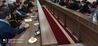 نشست صمیمی مسئول محترم نهاد نمایندگی مقام معظم رهبری با اساتید عضو هیات علمی دانشگاه صنعتی قوچان