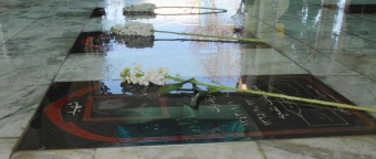 خانواده دانشگاه صنعتی قوچان با شهدا تجدید میثاق نمودند