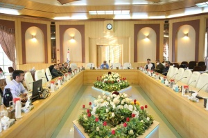 اعضای محترم هیات علمی دانشگاه صنعتی قوچان از مجتمع پتروشیمی بجنورد بازدید کردند