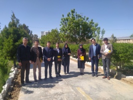 بازدید اعضای هیات علمی دانشگاه صنعتی قوچان از مجموعه نانو سرام