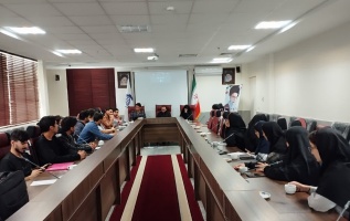 برگزاری کرسی آزاداندیشی با موضوع روابط دختر و پسر در دانشگاه صنعتی قوچان