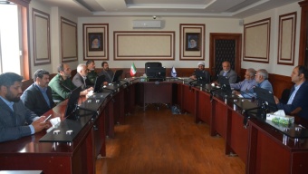 بازدید سردار یوسفعلی زاده از المان شهید گمنام دانشگاه صنعتی قوچان