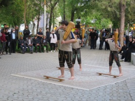 برگزاری ویژه برنامه بزرگداشت روز عطار نیشابوری و فرهنگ پهلوانی در باغ ملی قوچان