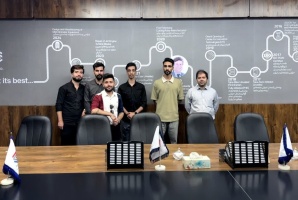 بازدید علمی دانشجویان مهندسی شیمی و انرژی دانشگاه صنعتی قوچان از شرکت طاها قالب طوس