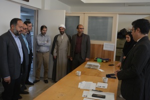 بازدید اعضای هیئت رئیسه دانشگاه صنعتی قوچان از فرایند برگزاری امتحانات نیمسال دوم ۱۴۰۴-۱۴۰۳