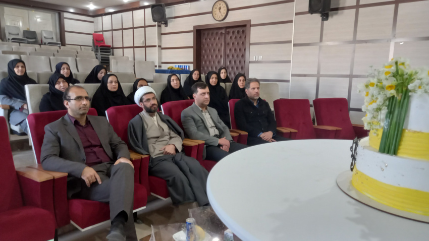 آیین گرامیداشت مقام زن و روز مادر در دانشگاه صنعتی قوچان برگزار شد