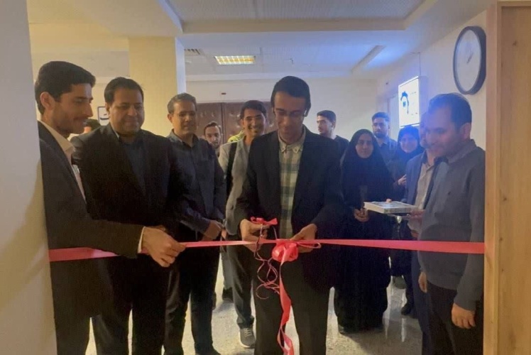 «کافه‌کتاب»؛ فضای نوین مطالعه و آرامش در دانشگاه صنعتی قوچان افتتاح شد