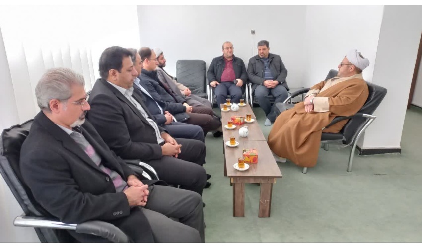 دیدار دکتر علی آیتی رئیس دانشگاه صنعتی قوچان با حجت‌الاسلام والمسلمین علیرضا هراتی‌مطلق امام‌جمعه قوچان؛ تجدید میثاق با آرمان‌های انقلاب در ایام الله دهه فجر