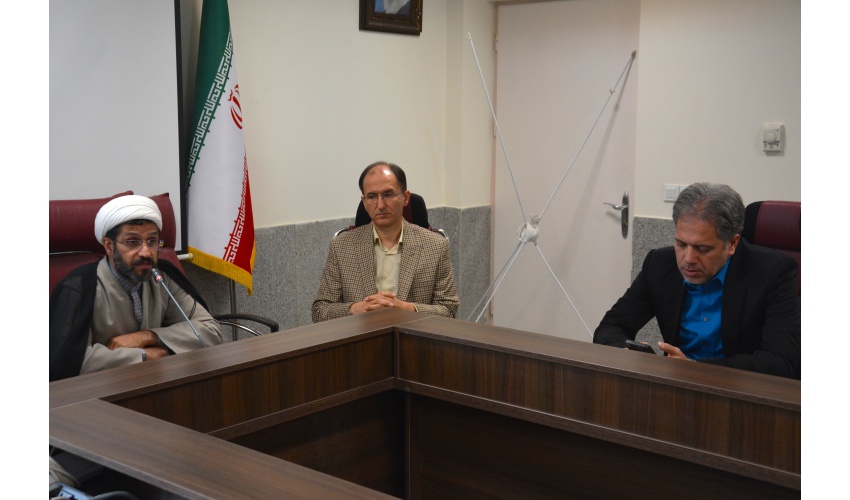 نشست کارکنان دانشگاه صنعتی قوچان درباره چالش‌های بازگشایی حضوری